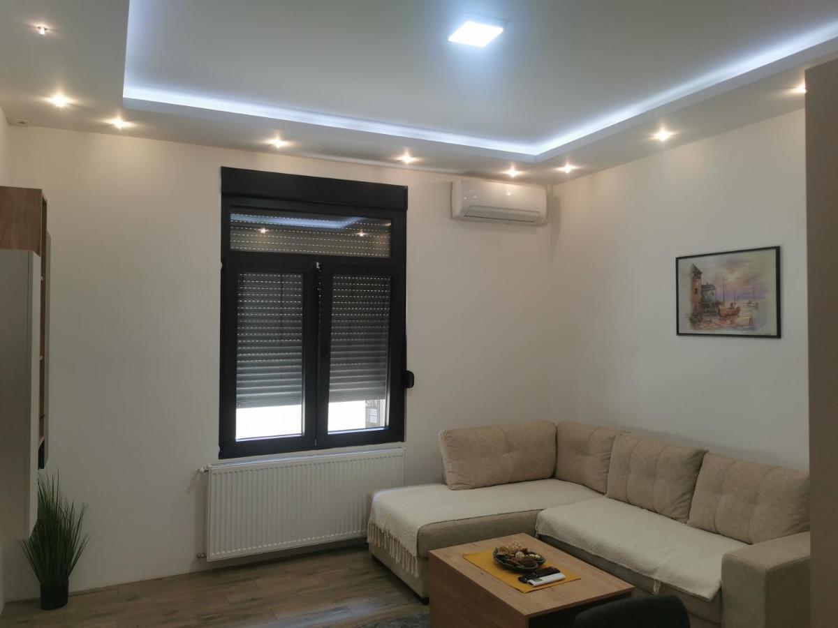 Restoran Due Punti Διαμέρισμα Kursumlija Εξωτερικό φωτογραφία